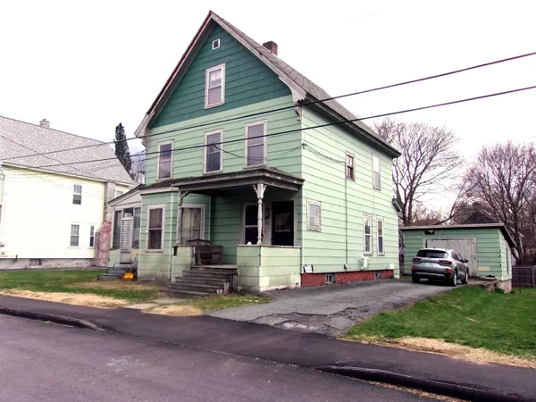 $99,900 | 16 Beech Street, Haverhill, NH 03785