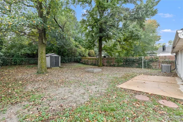 $245,000 | 236 Ballwin Avenue, Winchester, MO 63021