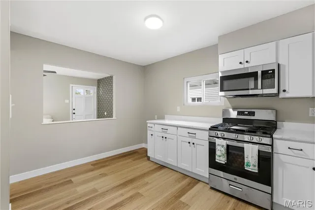 $245,000 | 236 Ballwin Avenue, Winchester, MO 63021