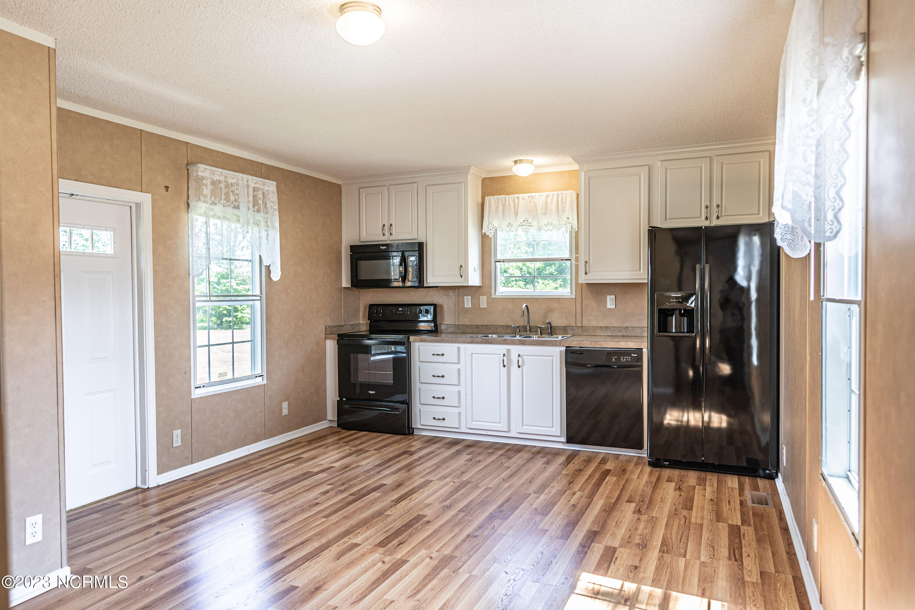 601 Morrison Bridge Road Vass, NC 28394 - Photo 7 of 39 DSC08480
