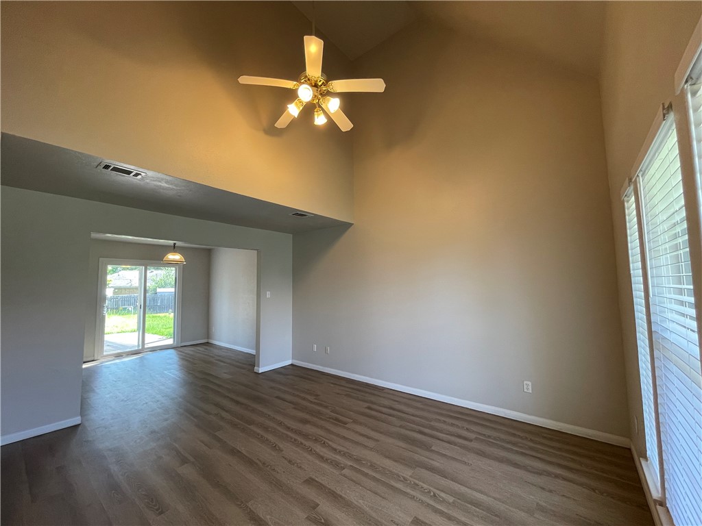 2405 Pintail Loop College Station, TX 77845 - Photo 3 of 13
