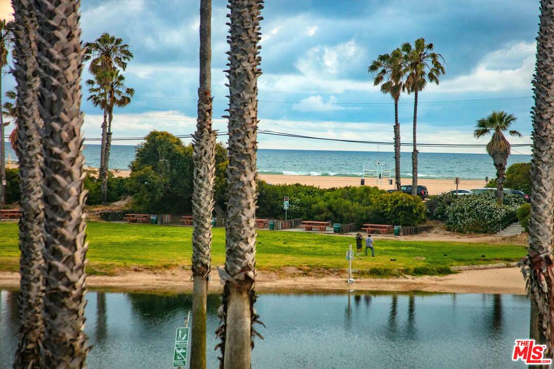 6623 Esplanade Playa del Rey, CA 90293 - Photo 1 of 28 Gallery Image 1