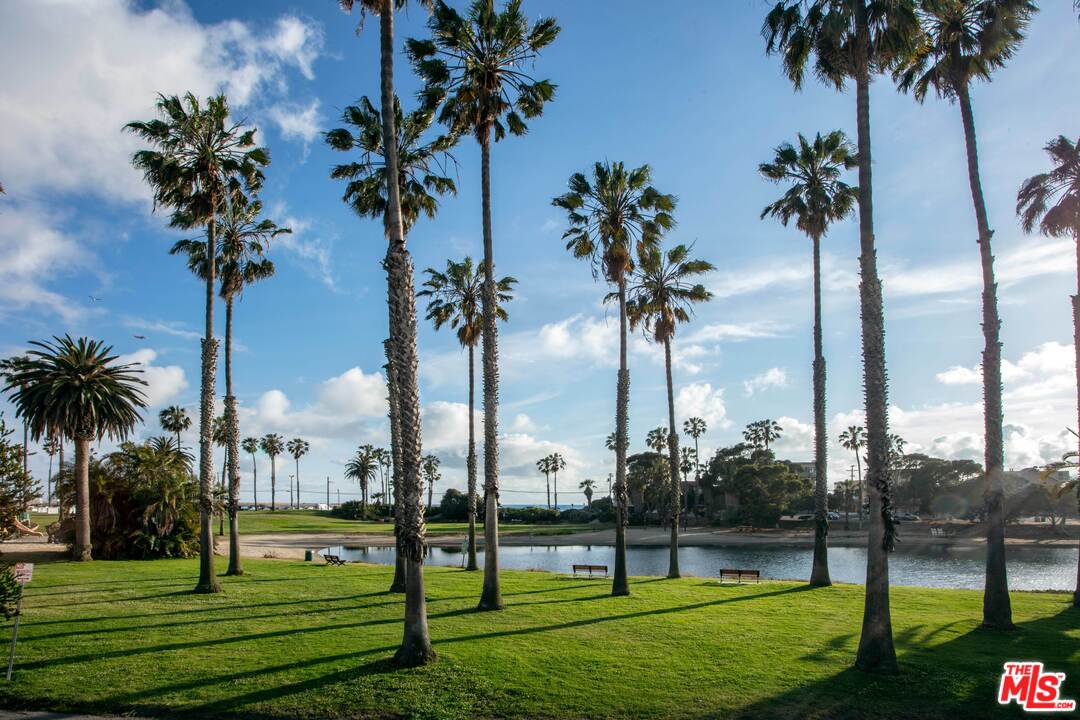 6623 Esplanade Playa del Rey, CA 90293 - Photo 21 of 28 Gallery Image 21