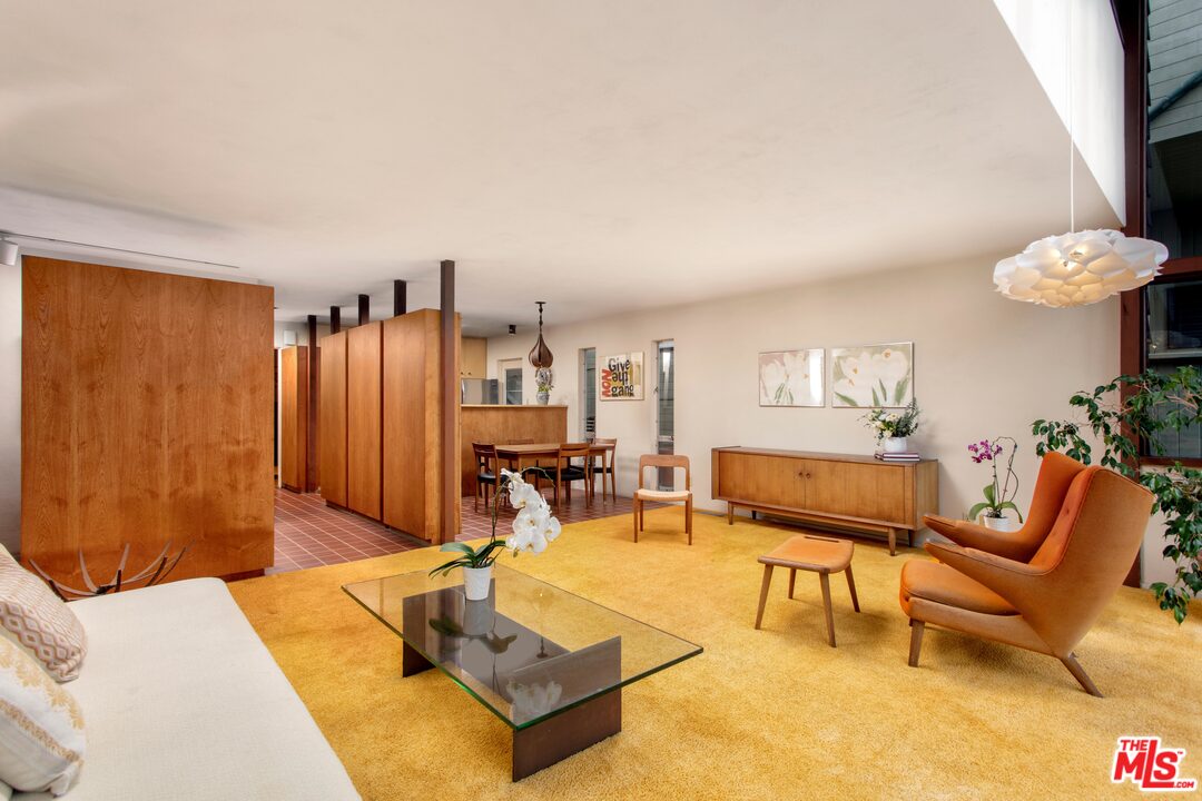 6623 Esplanade Playa del Rey, CA 90293 - Photo 4 of 28 Gallery Image 4