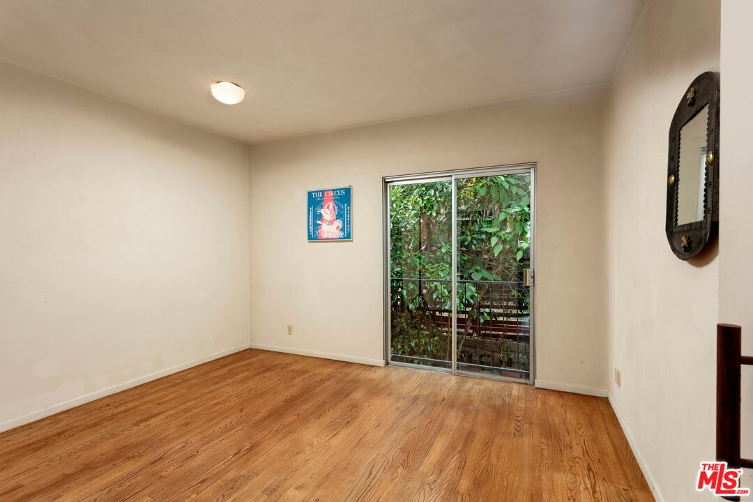 6623 Esplanade Playa del Rey, CA 90293 - Photo 10 of 28 Gallery Image 10