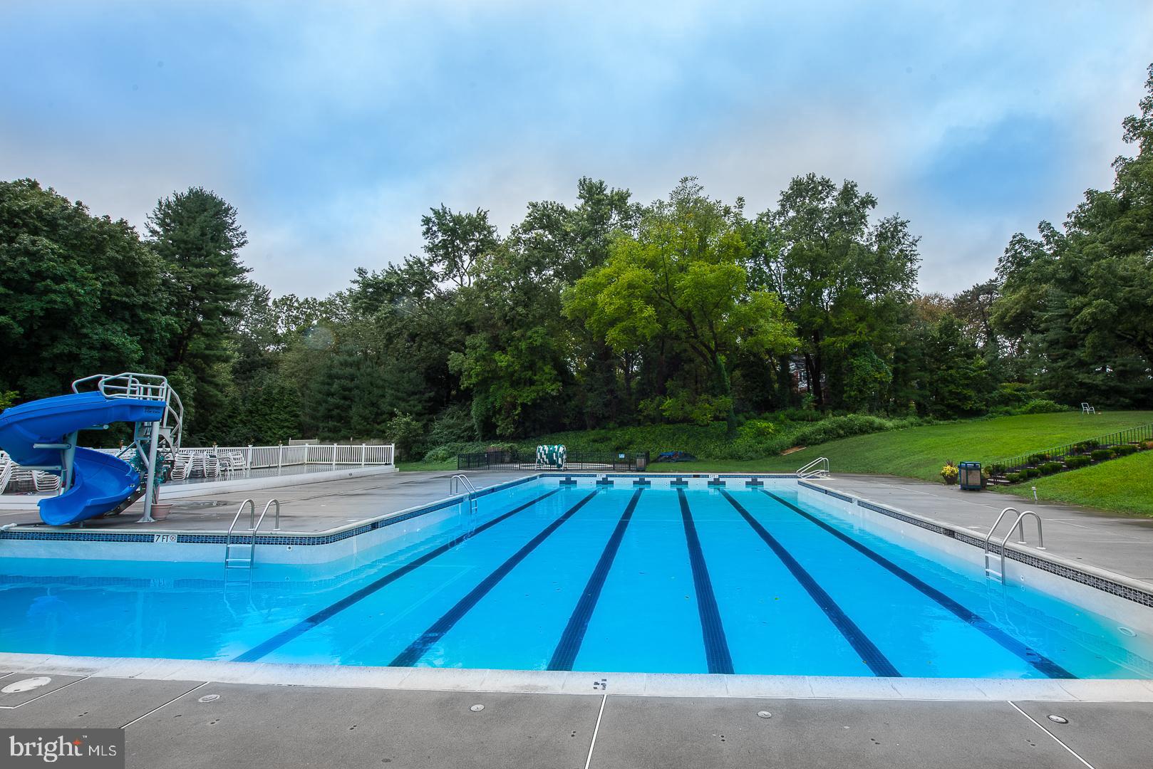 441 Drummers Lane, Unit 441 Wayne, PA 19087 - Photo 29 of 32 a view of out door space with seating area