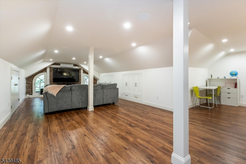 263 Tillou Road South Orange, NJ 07079 - Photo 36 of 41