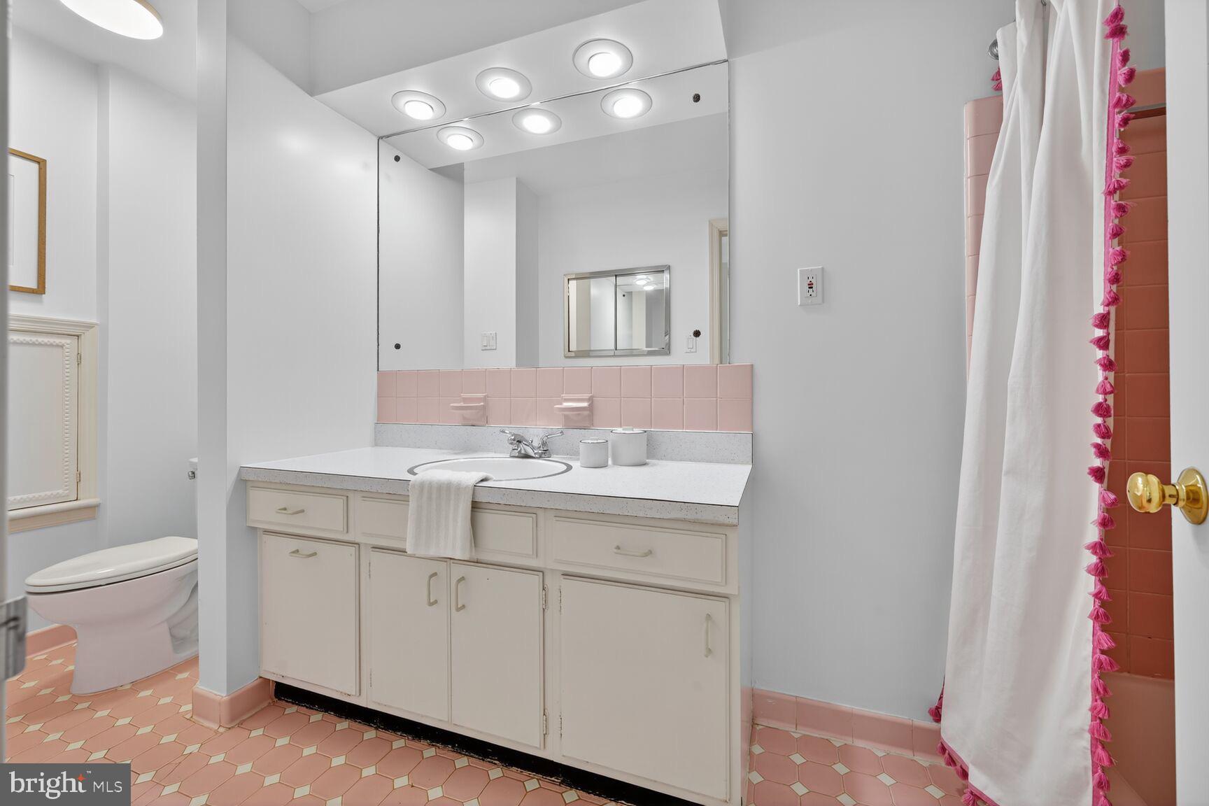 3501 Livingston Street Northwest Washington, DC 20015 - Photo 25 of 35