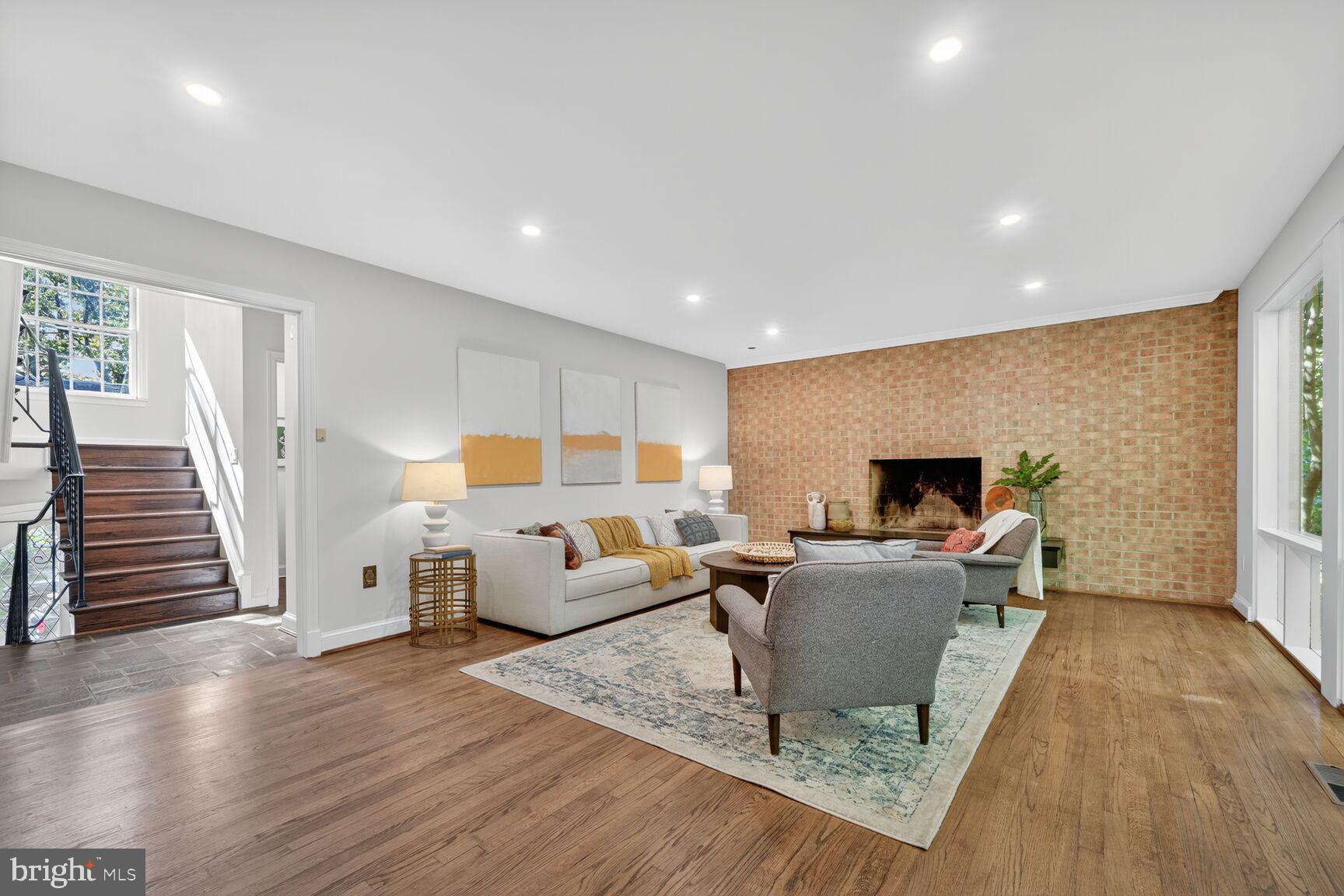 3501 Livingston Street Northwest Washington, DC 20015 - Photo 5 of 35