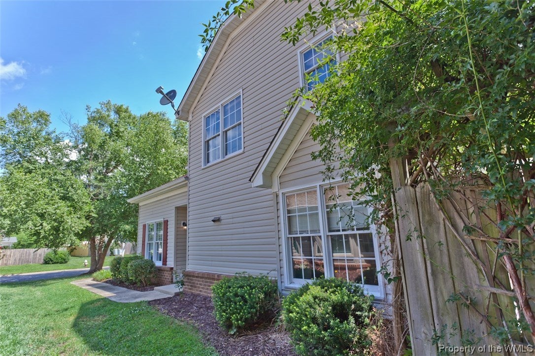 127 Rustling Oak Ridge Yorktown, VA 23692 - Photo 20 of 22 Gallery Image 20