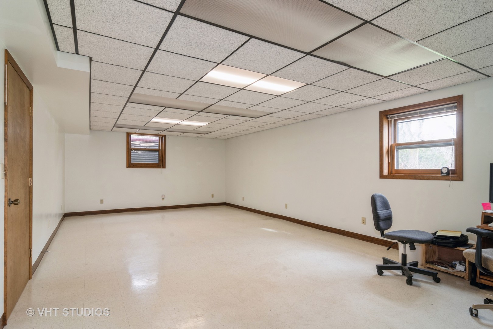 1N400 Pouley Road Elburn, IL 60119 - Photo 28 of 50 a view of a room with windows