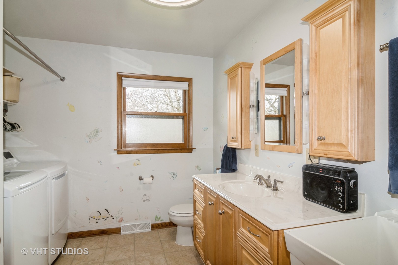 1N400 Pouley Road Elburn, IL 60119 - Photo 29 of 50 a bathroom with a sink toilet and mirror