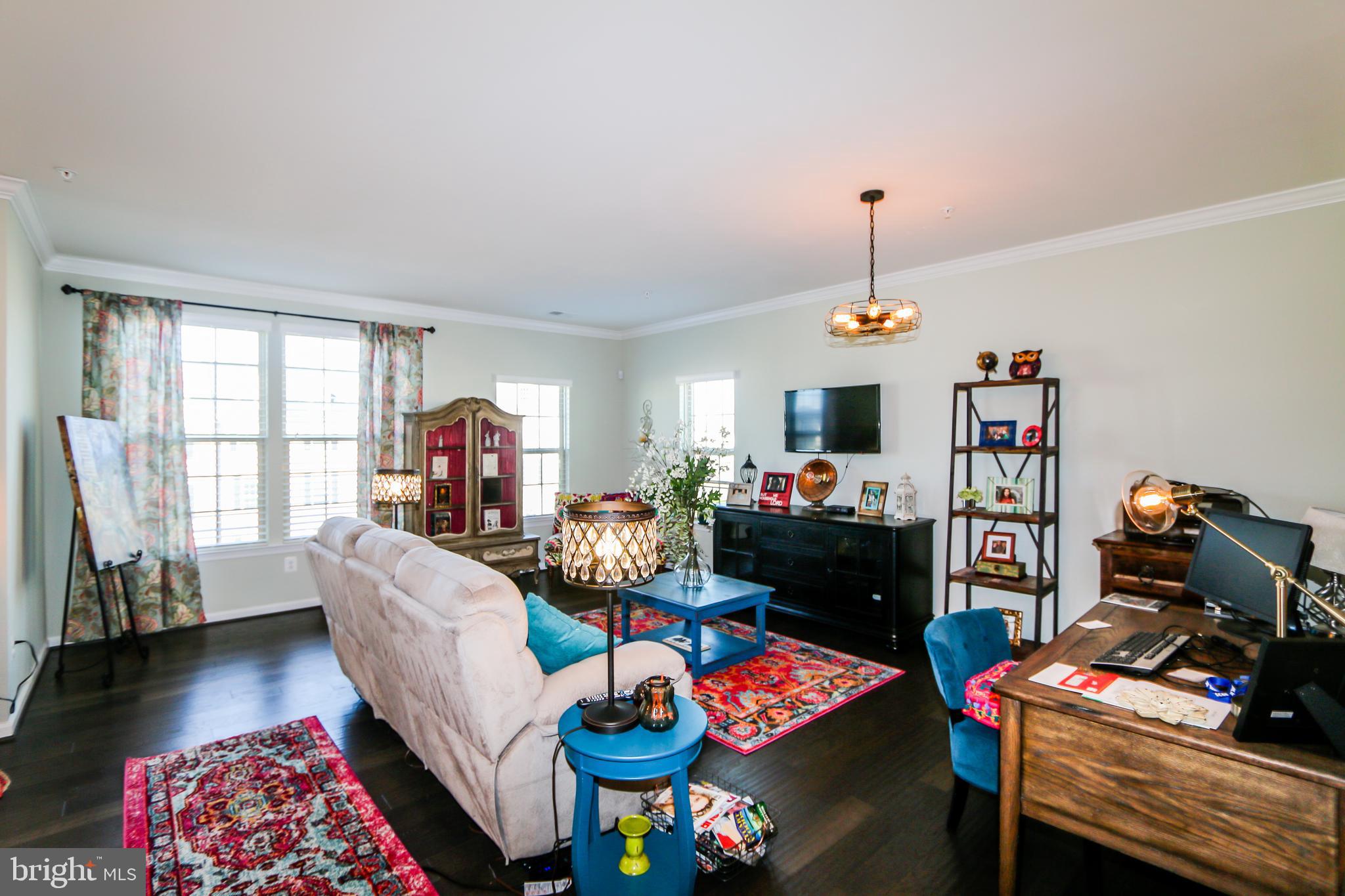 13603 Rockingham Lane Gainesville, VA 20155 - Photo 8 of 36 Bright and Open Living Room