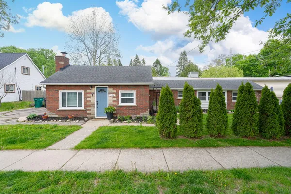 $240,000 | 276 East Gates Street, Romeo, MI 48065