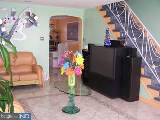 7017 Large Street Philadelphia, PA 19149 - Photo 2 of 6 Gallery Image 2