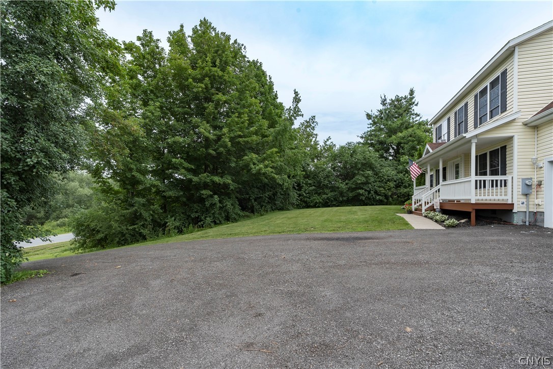 27616 Rogers Road Le Ray, NY 13637 - Photo 4 of 50