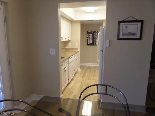 a close view of sink and tap