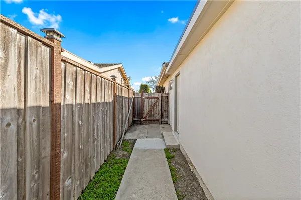 $4,500 | 6431 Brown Huntington Beach, Huntington Beach, CA 92647