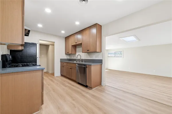 $4,500 | 6431 Brown Huntington Beach, Huntington Beach, CA 92647