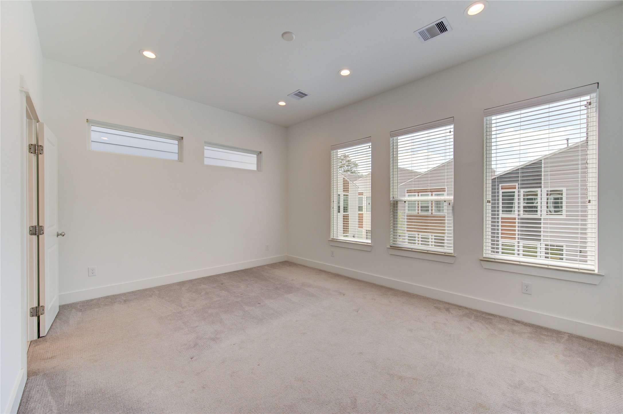 564 Janisch Road Houston, TX 77018 - Photo 13 of 24