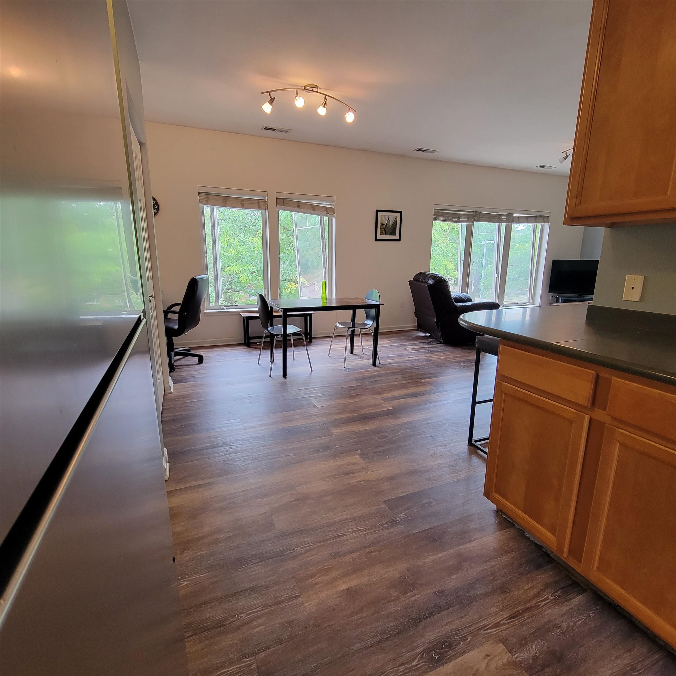 588 North Midvale Boulevard, Unit 301 Madison, WI 53705 - Photo 16 of 30