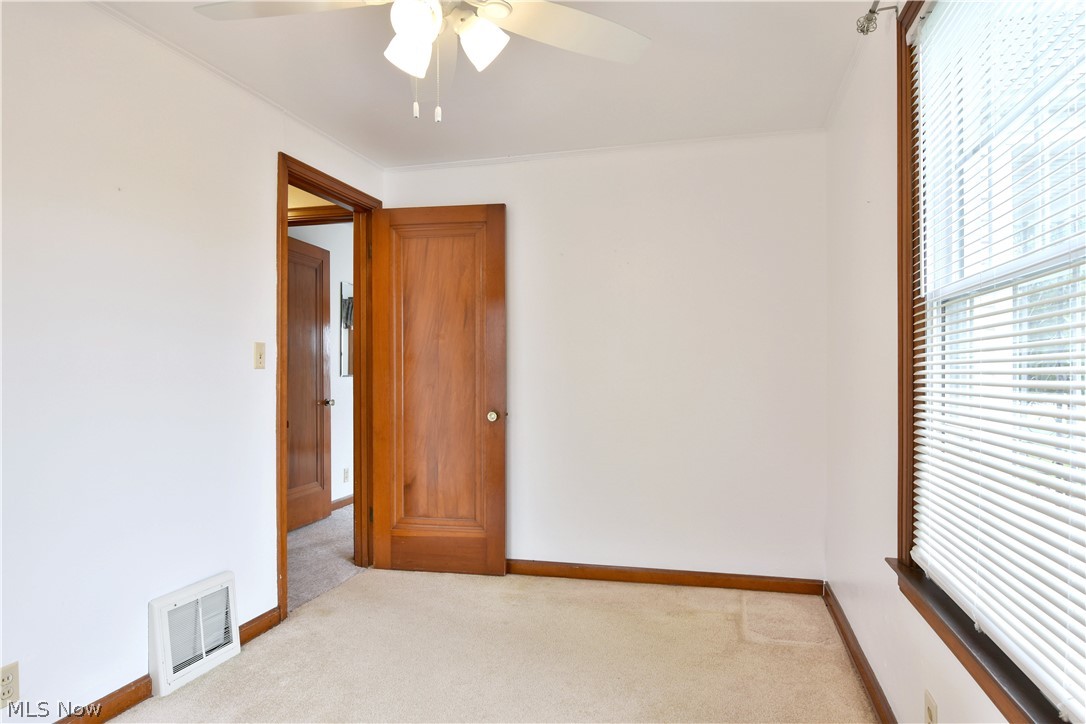 136 State Road Northwest Warren, OH 44483 - Photo 18 of 35 Gallery Image 18