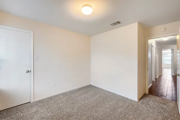 $280,000 | 1011 Shadow Creek Boulevard, Buda, TX 78610