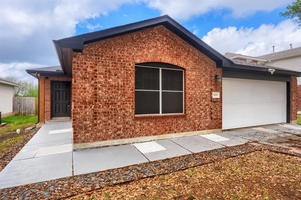 $280,000 | 1011 Shadow Creek Boulevard, Buda, TX 78610