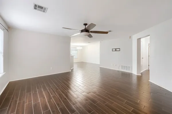 $280,000 | 1011 Shadow Creek Boulevard, Buda, TX 78610