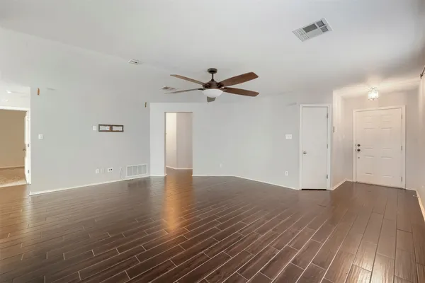 $280,000 | 1011 Shadow Creek Boulevard, Buda, TX 78610