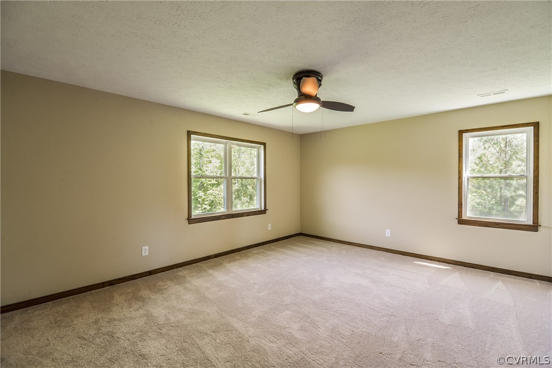 16892 Stage Road Lanexa, VA 23089 - Photo 16 of 25 Gallery Image 16