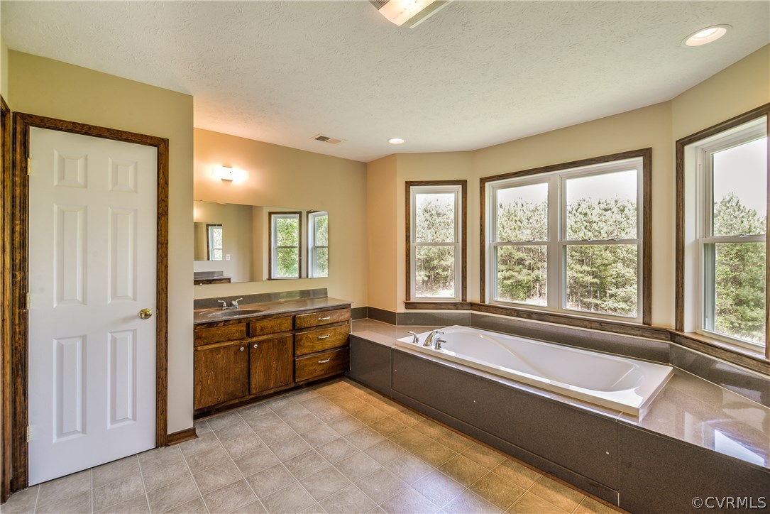 16892 Stage Road Lanexa, VA 23089 - Photo 18 of 25 Gallery Image 18