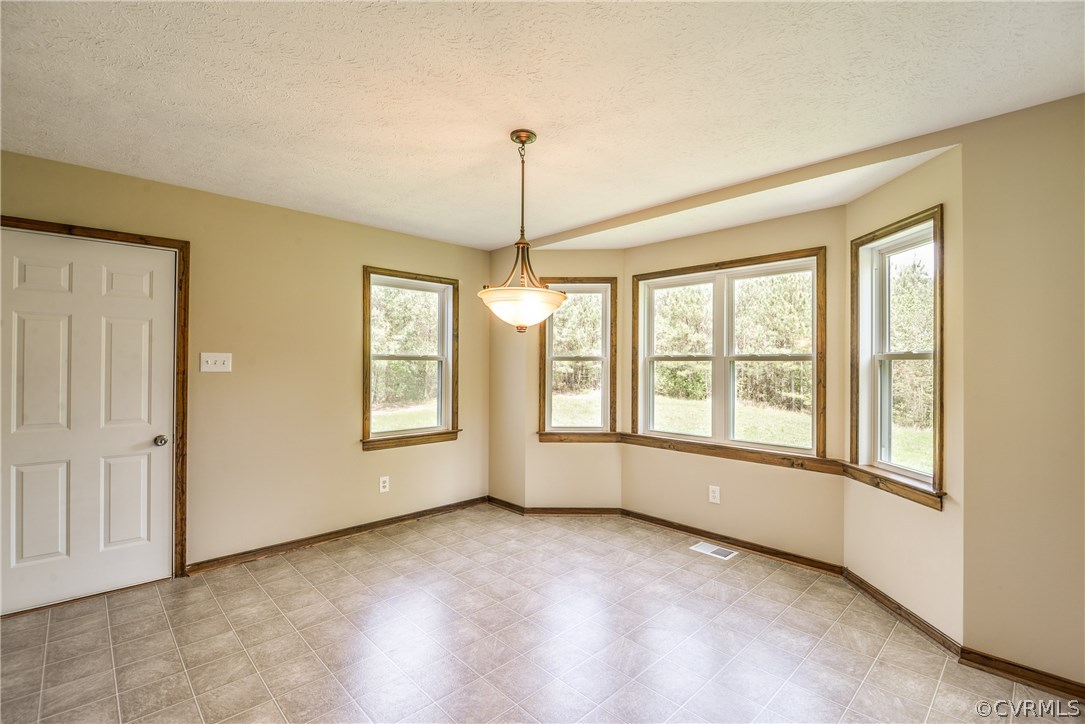 16892 Stage Road Lanexa, VA 23089 - Photo 10 of 25 Gallery Image 10