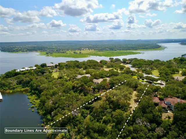 a view of a lake with houses