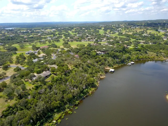 $685,000 | 2802 Marina Shores Drive, Spicewood, TX 78669