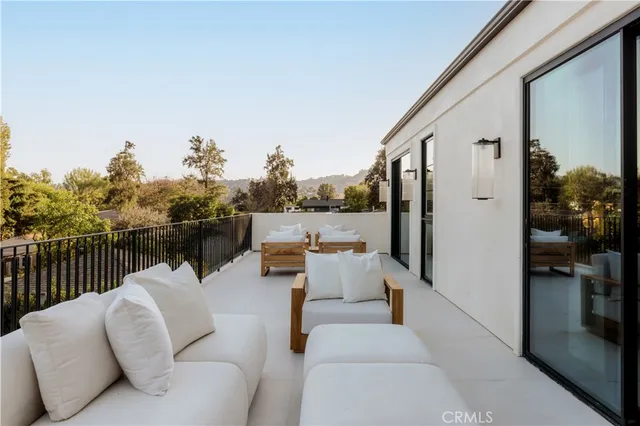 $4,995,000 | 4634 Ethel Avenue, Sherman Oaks, CA 91423