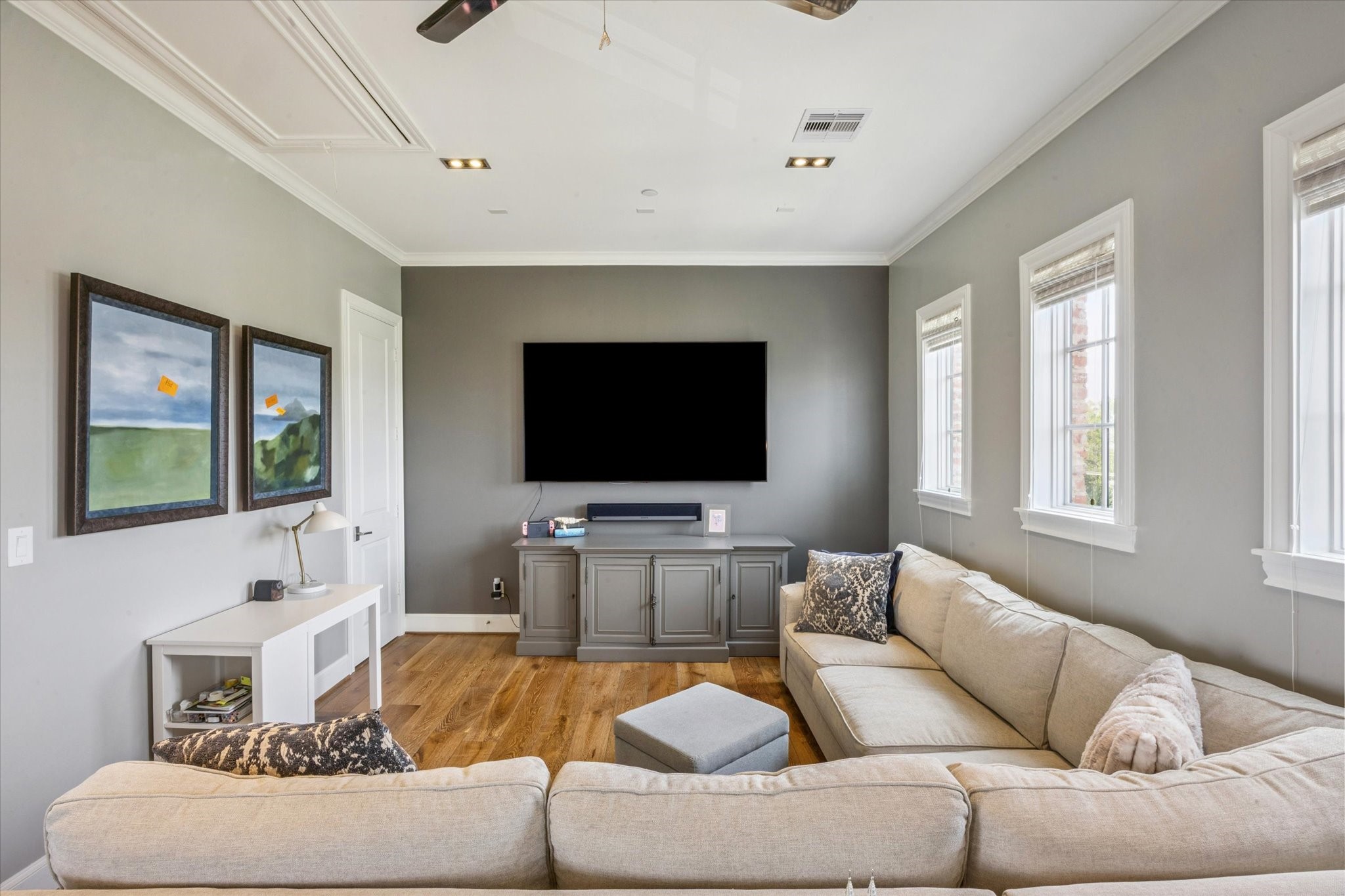 6331 Durford Street Houston, TX 77007 - Photo 27 of 37 On the fourth floor is the Media/ Game/ Family Room.