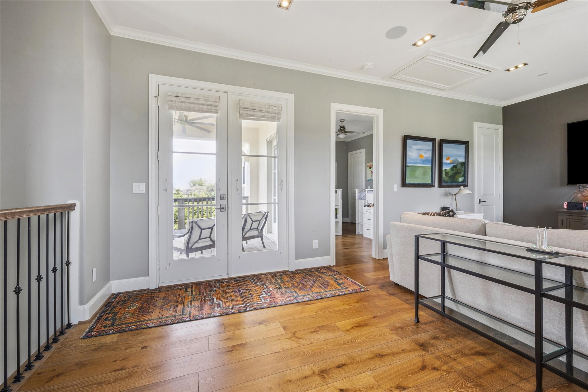 6331 Durford Street Houston, TX 77007 - Photo 29 of 37 The doors lead out to the covered fourth floor terrace.