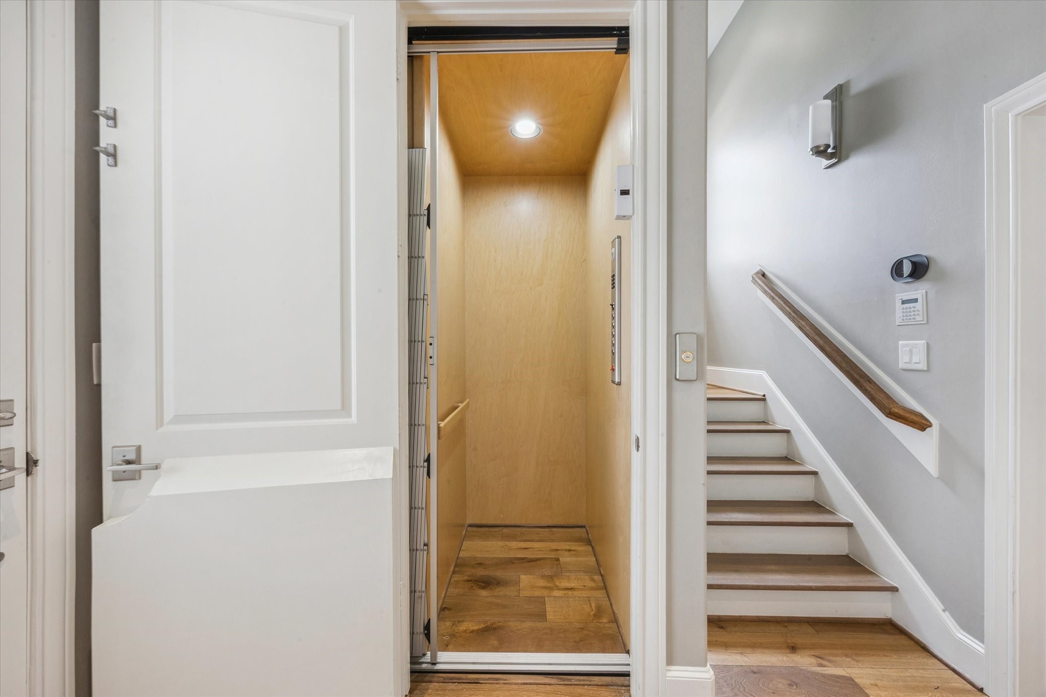 6331 Durford Street Houston, TX 77007 - Photo 9 of 37 The elevator which services all four floors.