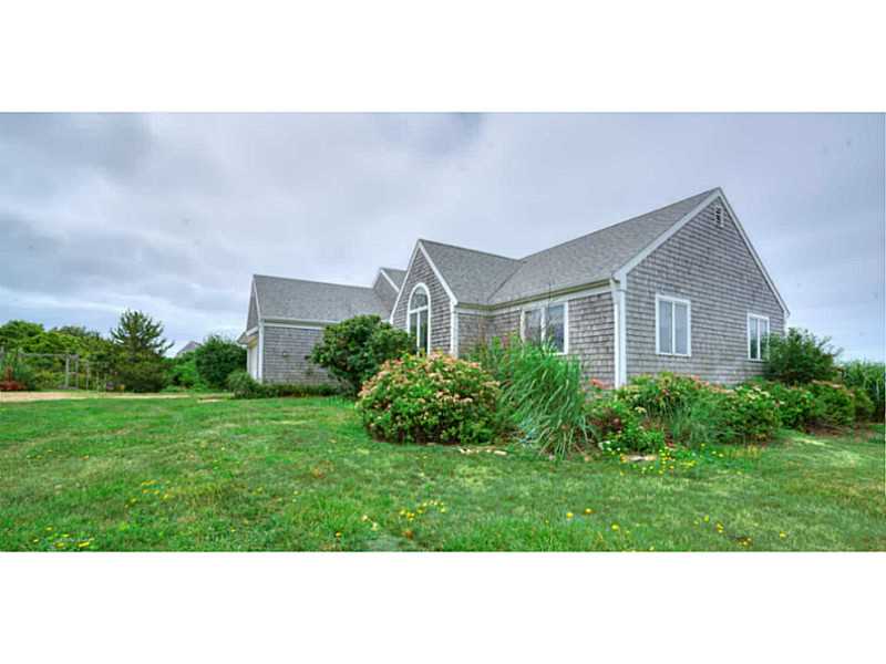 1418 Cooneymus Road Block Island, RI 02807 - Photo 3 of 26 Exterior Back.