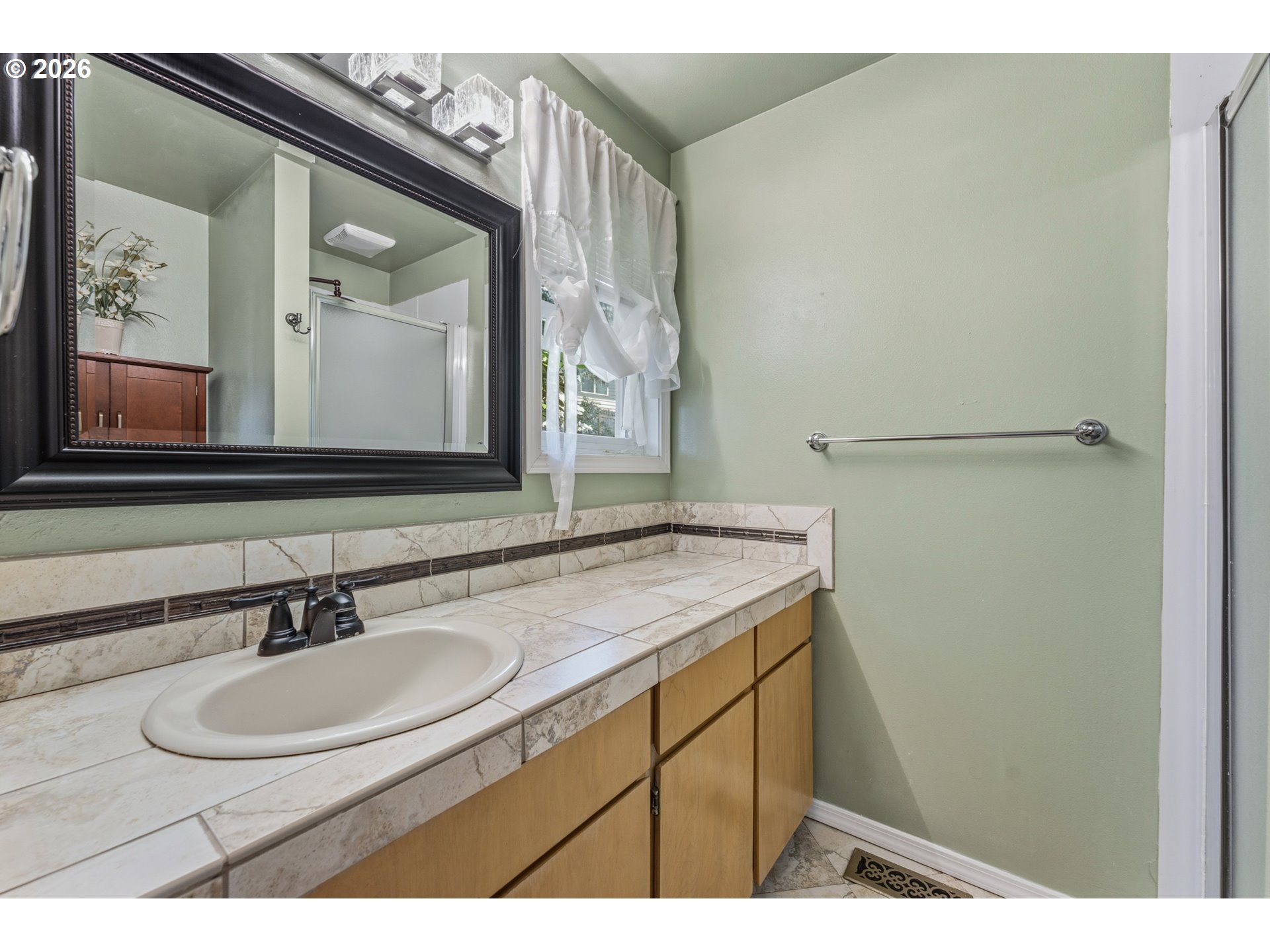 5425 Southwest 208th Court Beaverton, OR 97078 - Photo 26 of 43