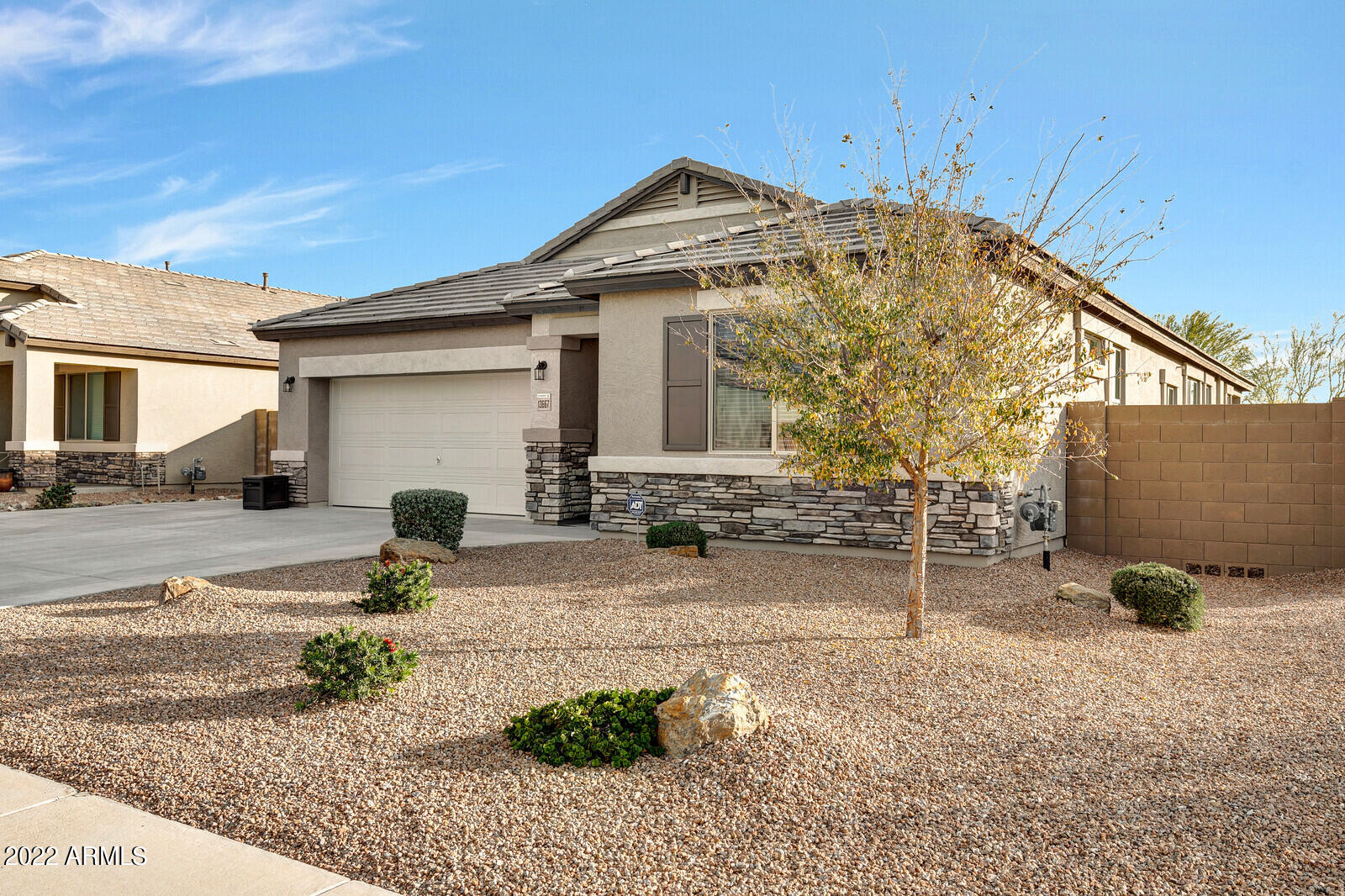 13667 West Briles Road Peoria, AZ 85383 - Photo 4 of 49 03_13667_West_Briles_Rd__03_mls