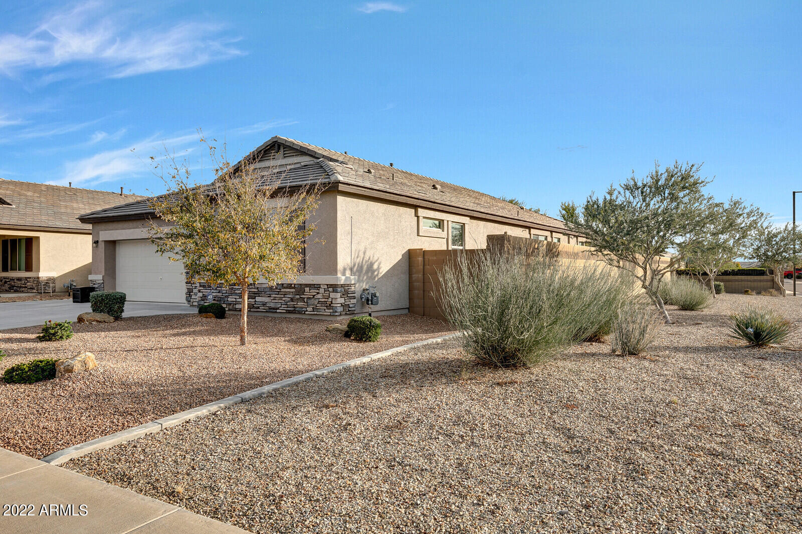13667 West Briles Road Peoria, AZ 85383 - Photo 5 of 49 04_13667_West_Briles_Rd__04_mls