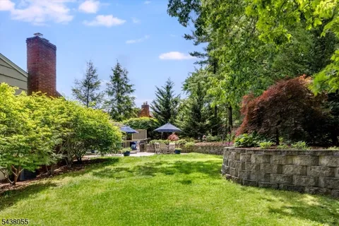$1,250,000 | 83 Brookside Terrace, North Caldwell, NJ 07006