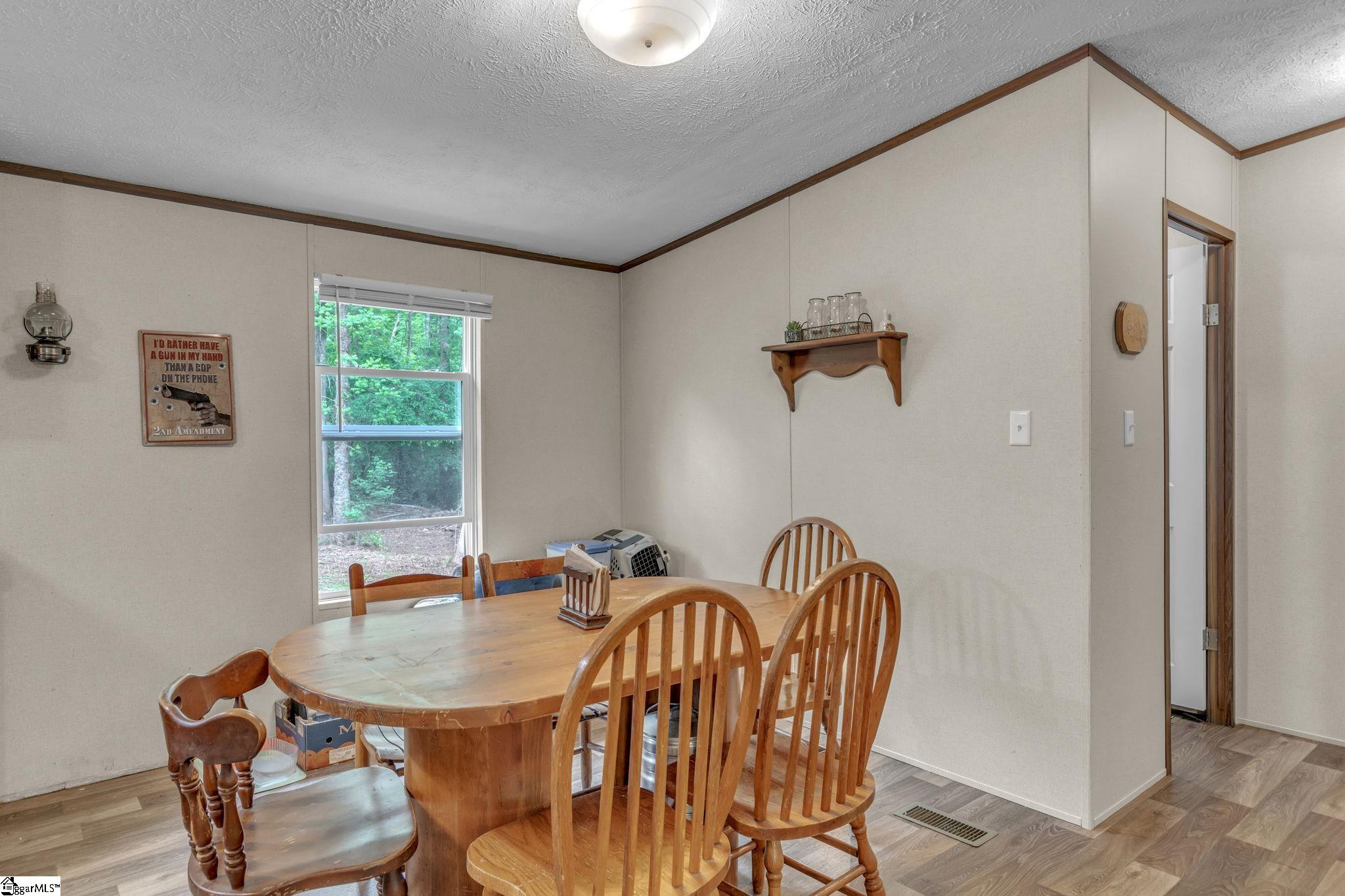 21 Hughes Road Greenville, SC 29611 - Photo 12 of 35
