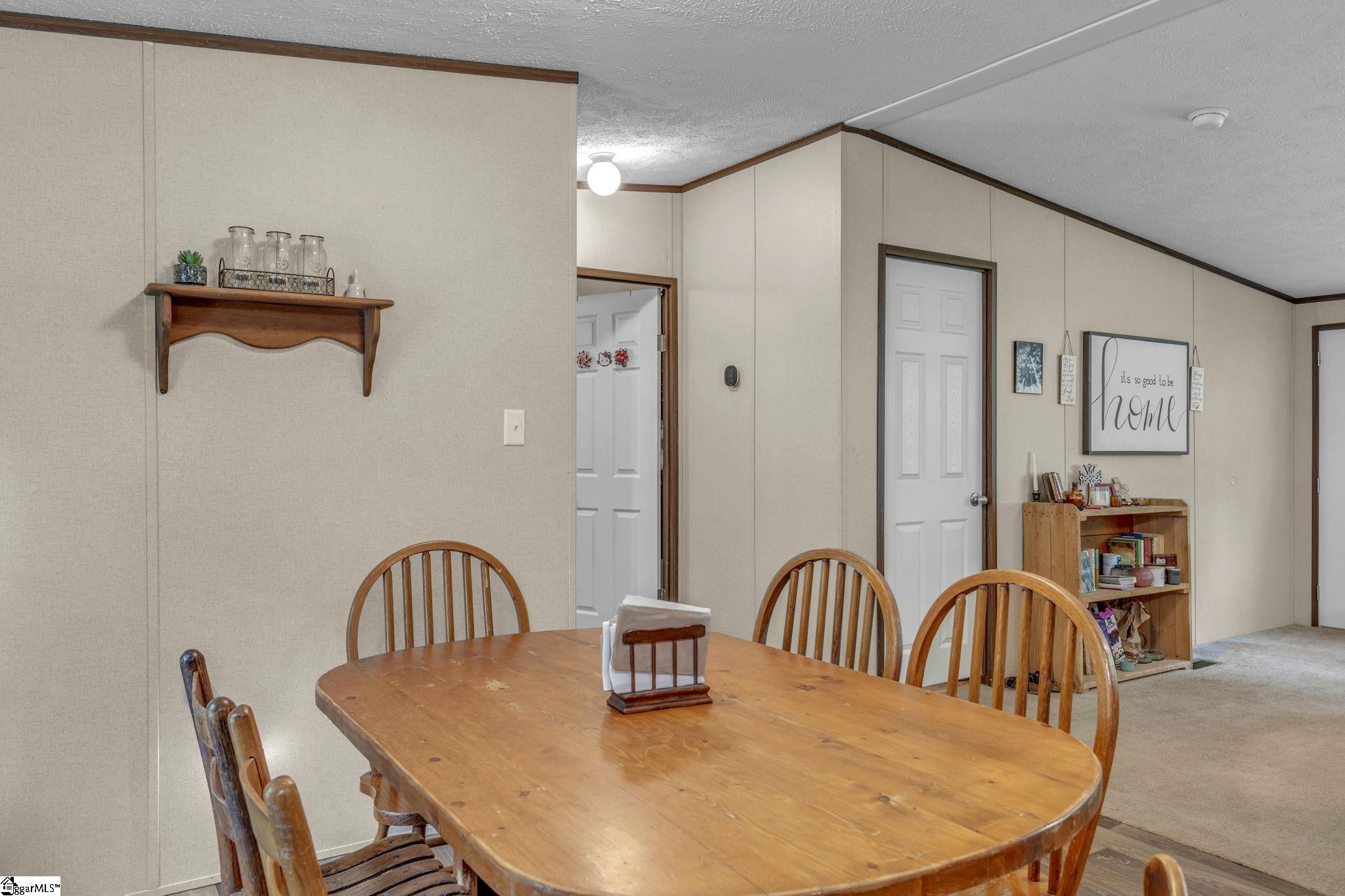 21 Hughes Road Greenville, SC 29611 - Photo 13 of 35