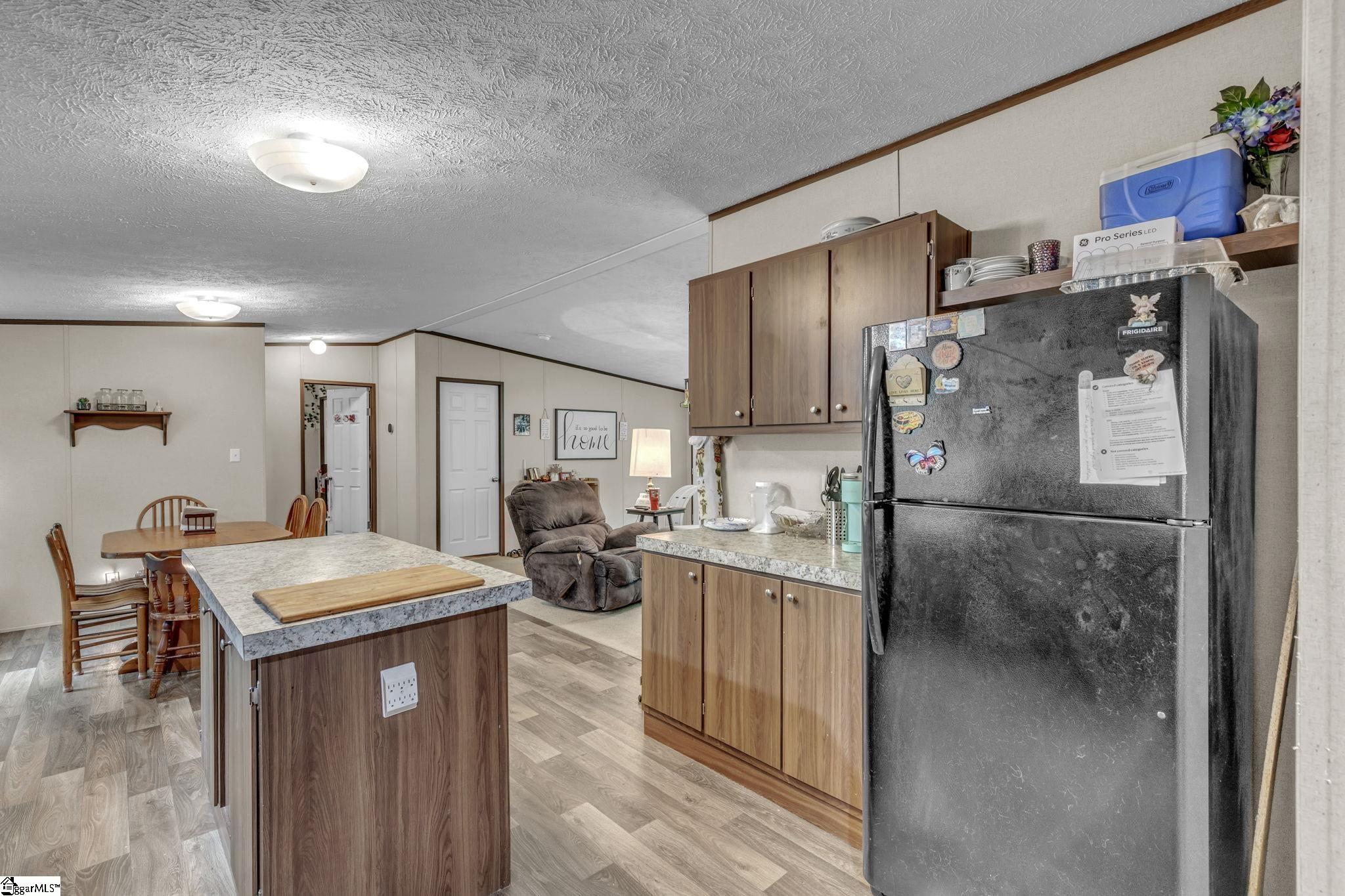 21 Hughes Road Greenville, SC 29611 - Photo 17 of 35