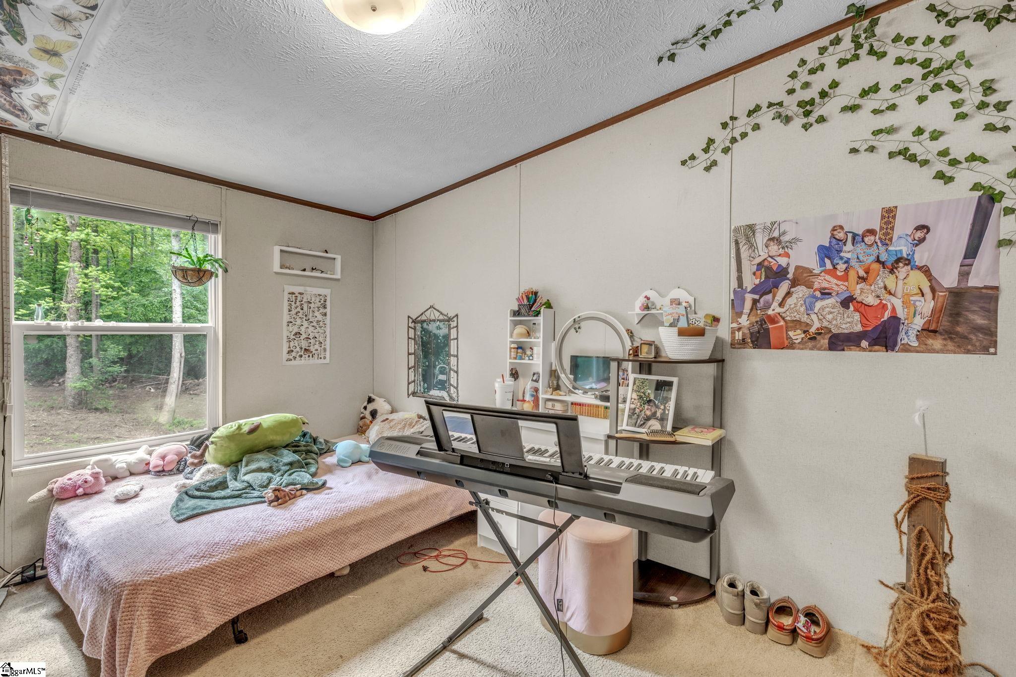 21 Hughes Road Greenville, SC 29611 - Photo 24 of 35