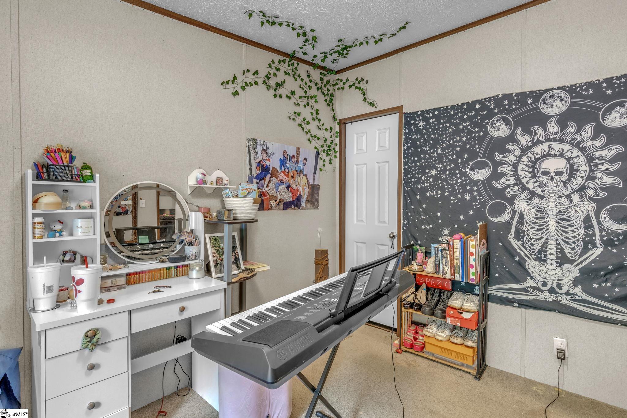 21 Hughes Road Greenville, SC 29611 - Photo 25 of 35