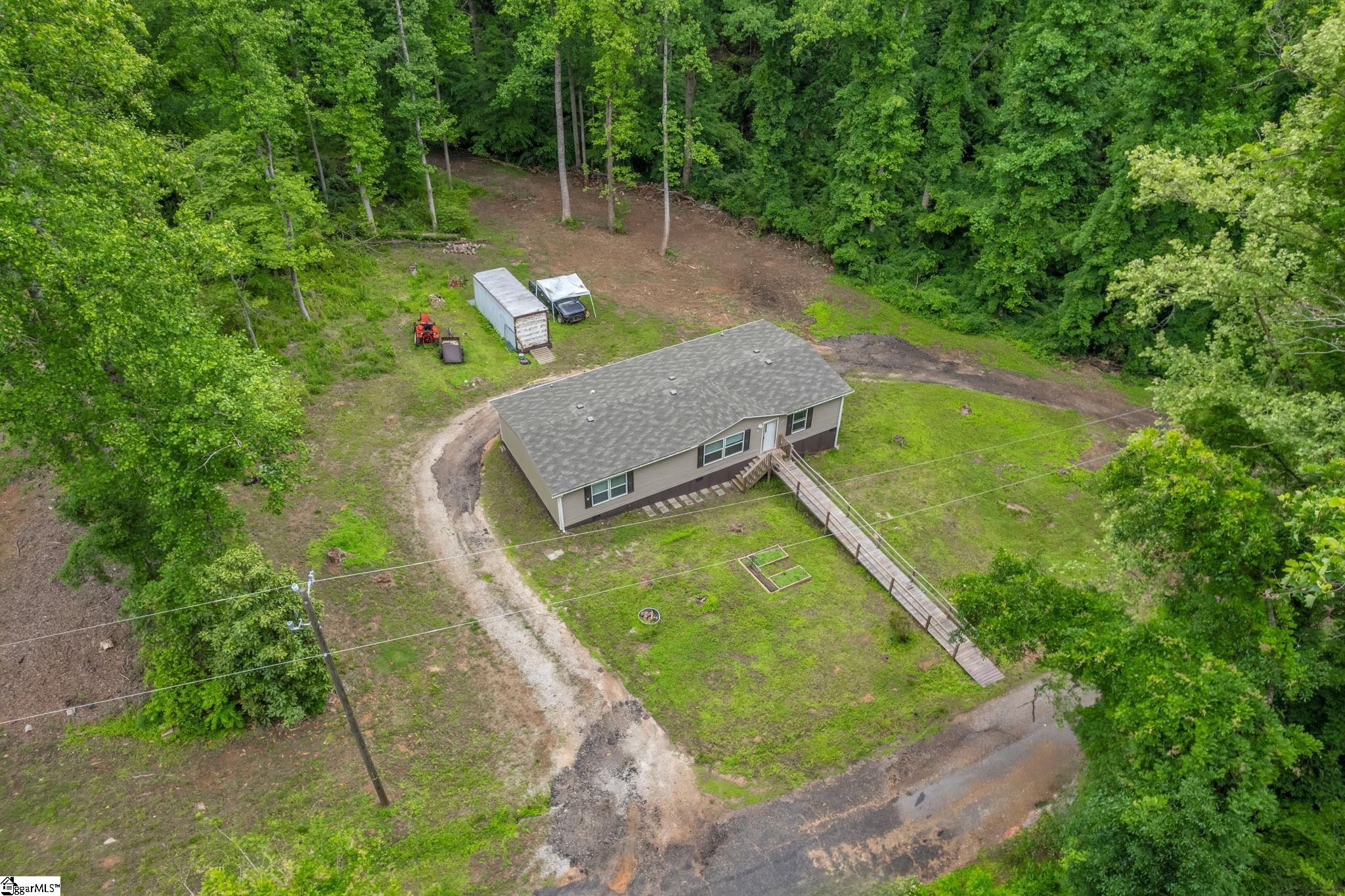 21 Hughes Road Greenville, SC 29611 - Photo 30 of 35